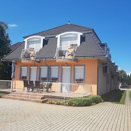 Richie Ii. Apartman Apartment Siofok Exterior photo