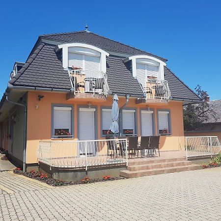 Richie Ii. Apartman Apartment Siofok Exterior photo