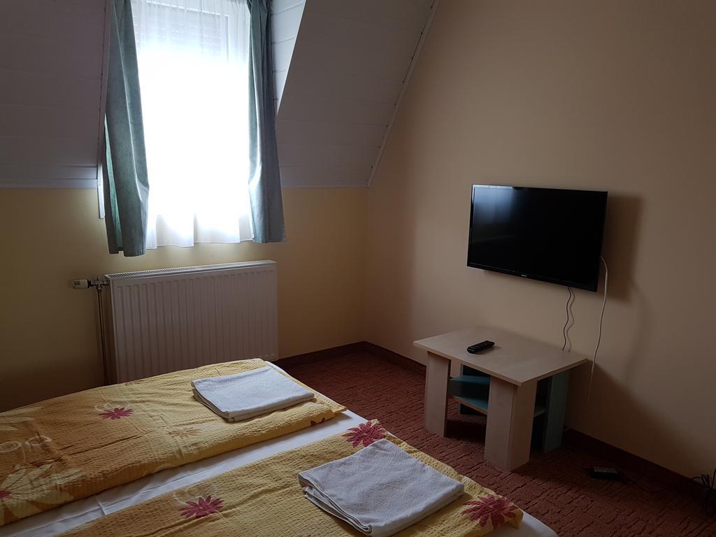 Richie Ii. Apartman Apartment Siofok Exterior photo